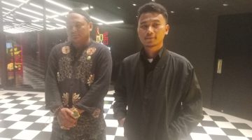 filter: 0; jpegRotation: 0; fileterIntensity: 0.000000; filterMask: 0; module:1facing:0; 
hw-remosaic: 0; 
touch: (-1.0, -1.0); 
modeInfo: ; 
sceneMode: Auto; 
cct_value: 0; 
AI_Scene: (-1, -1); 
aec_lux: 50.0; 
hist255: 0.0; 
hist252~255: 0.0; 
hist0~15: 0.0;