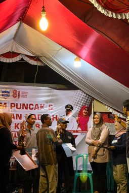 CV Juhed Barokah Labuan Raih Juara 2 Gerak Jalan Umum Kecamatan Labuan